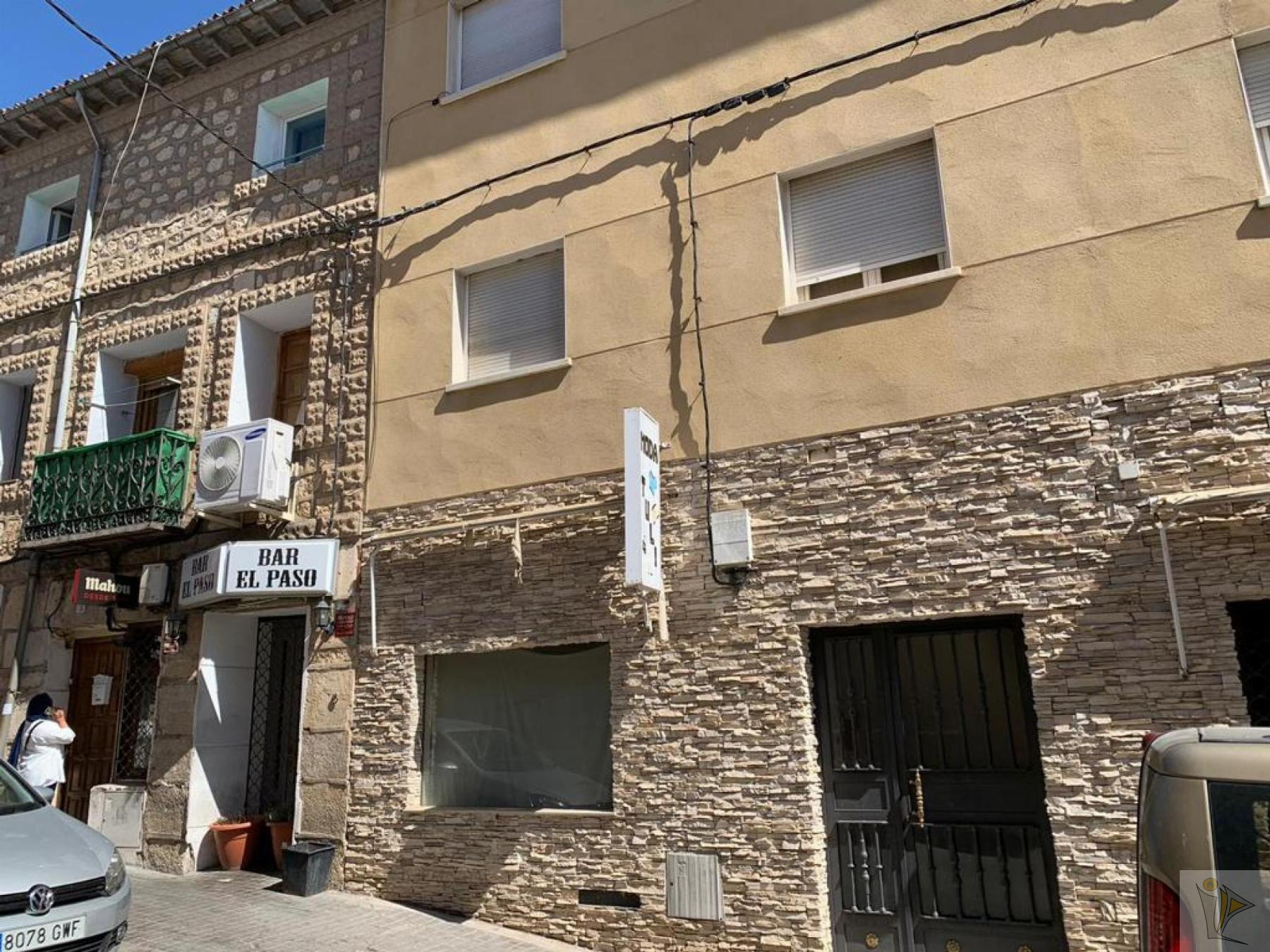Venta de local en Torrelaguna