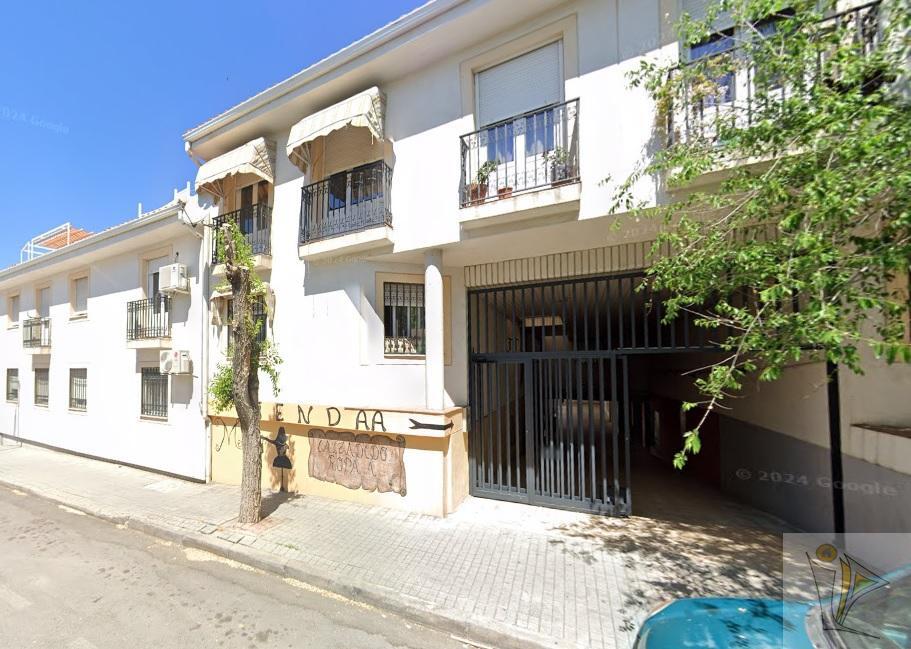 Venta de local en Torres de la Alameda