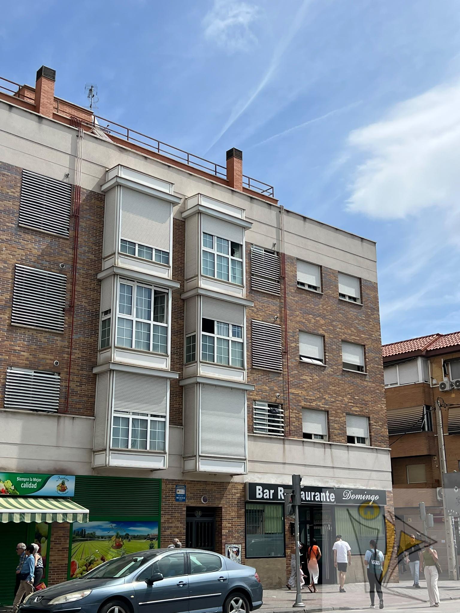 For sale of flat in Madrid
