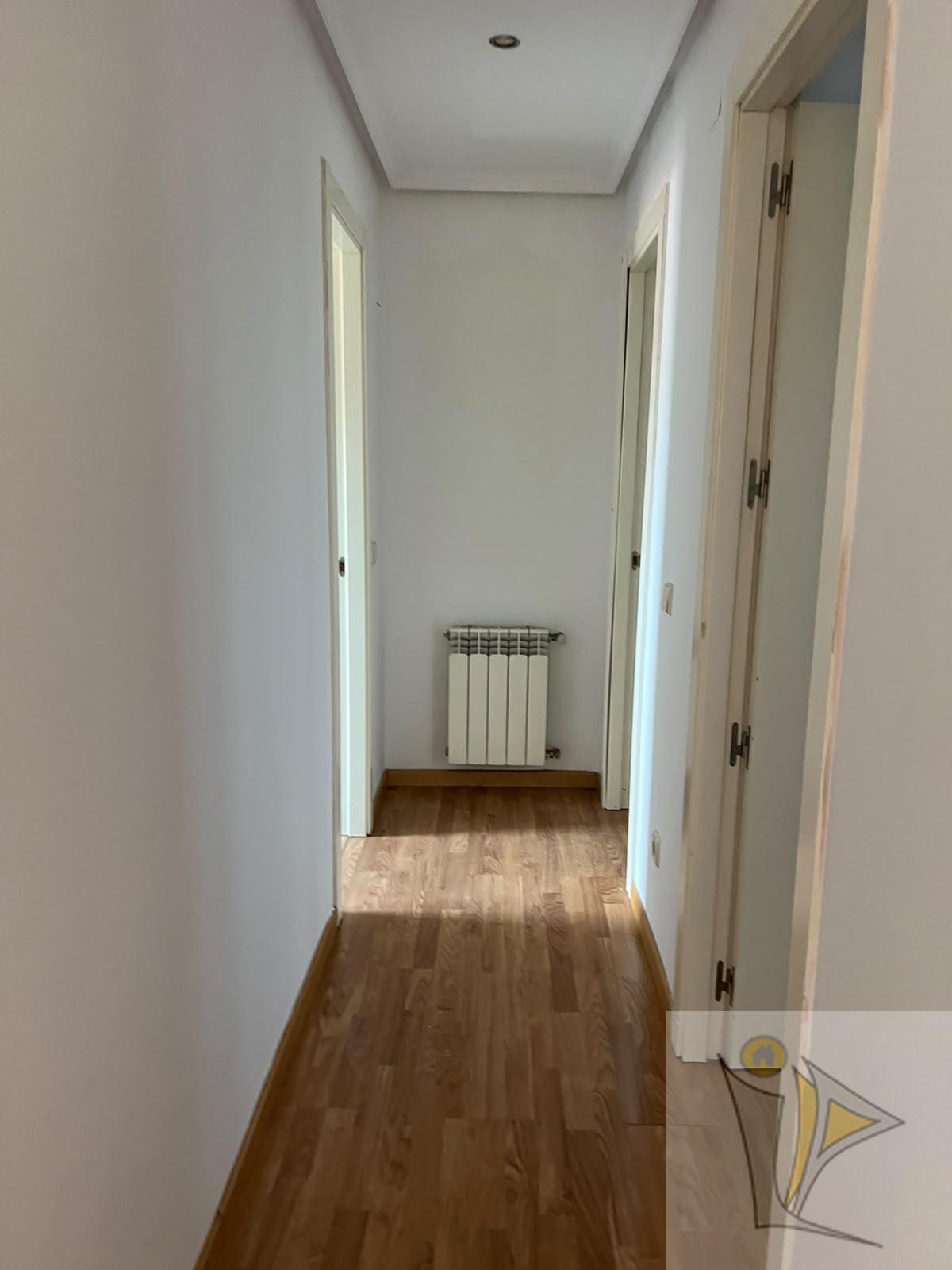 For sale of flat in Madrid