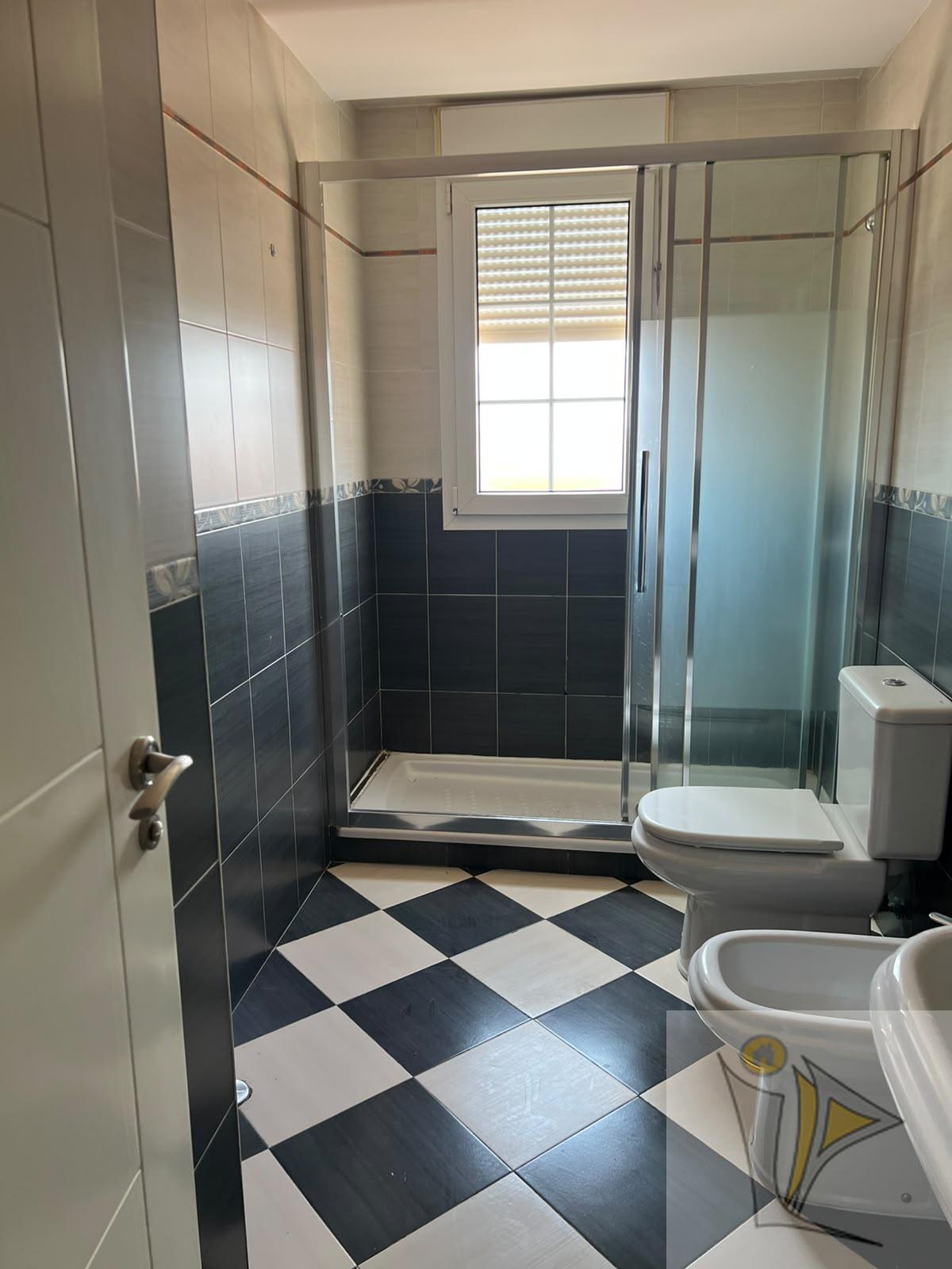 For sale of flat in Madrid