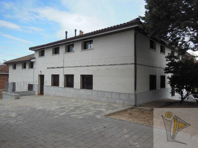 Venta de local en Quijorna