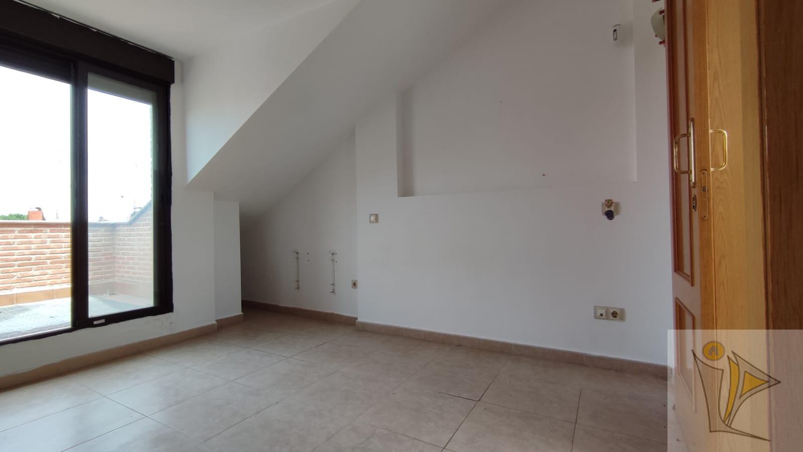 Venta de piso en Villa del Prado
