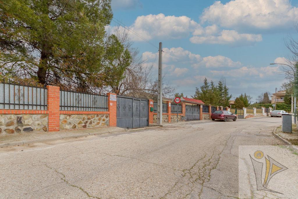 Venta de finca de recreo en Colmenar Viejo