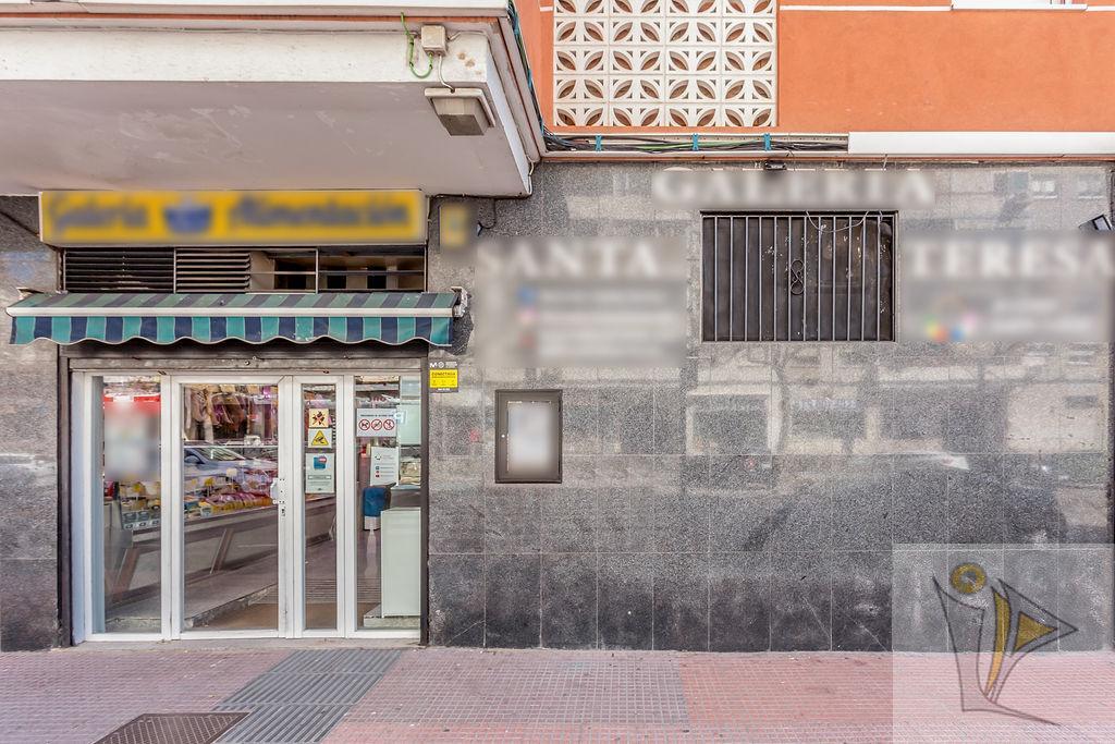 Venta de local en Alcalá de Henares