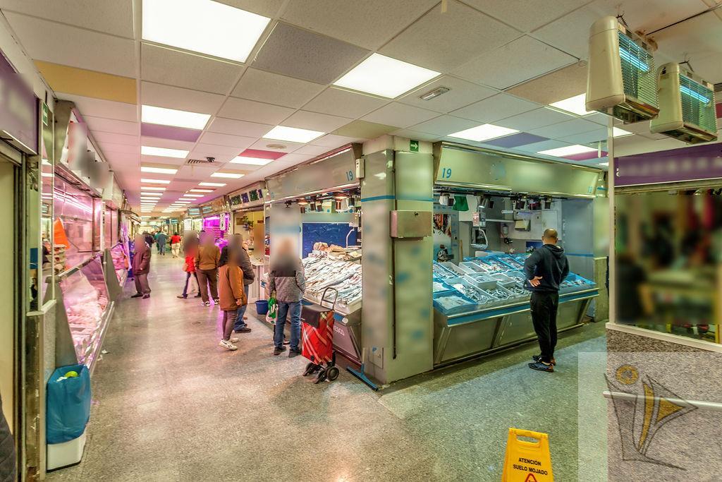 Venta de local en Alcalá de Henares
