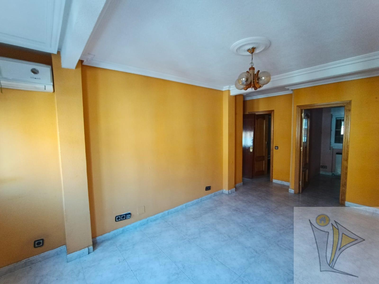 Venta de piso en Alcalá de Henares
