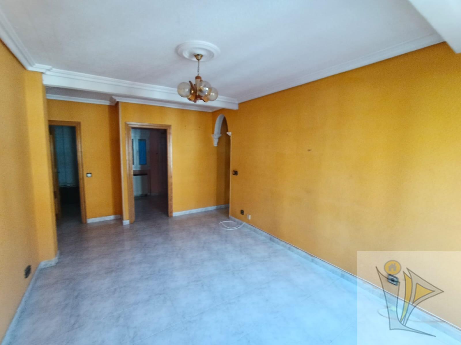 Venta de piso en Alcalá de Henares