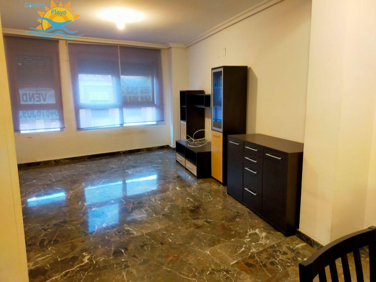 For sale of apartment in Valencia