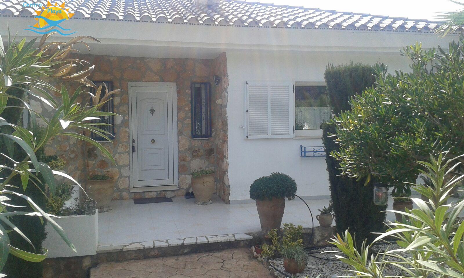 For sale of villa in Alcossebre