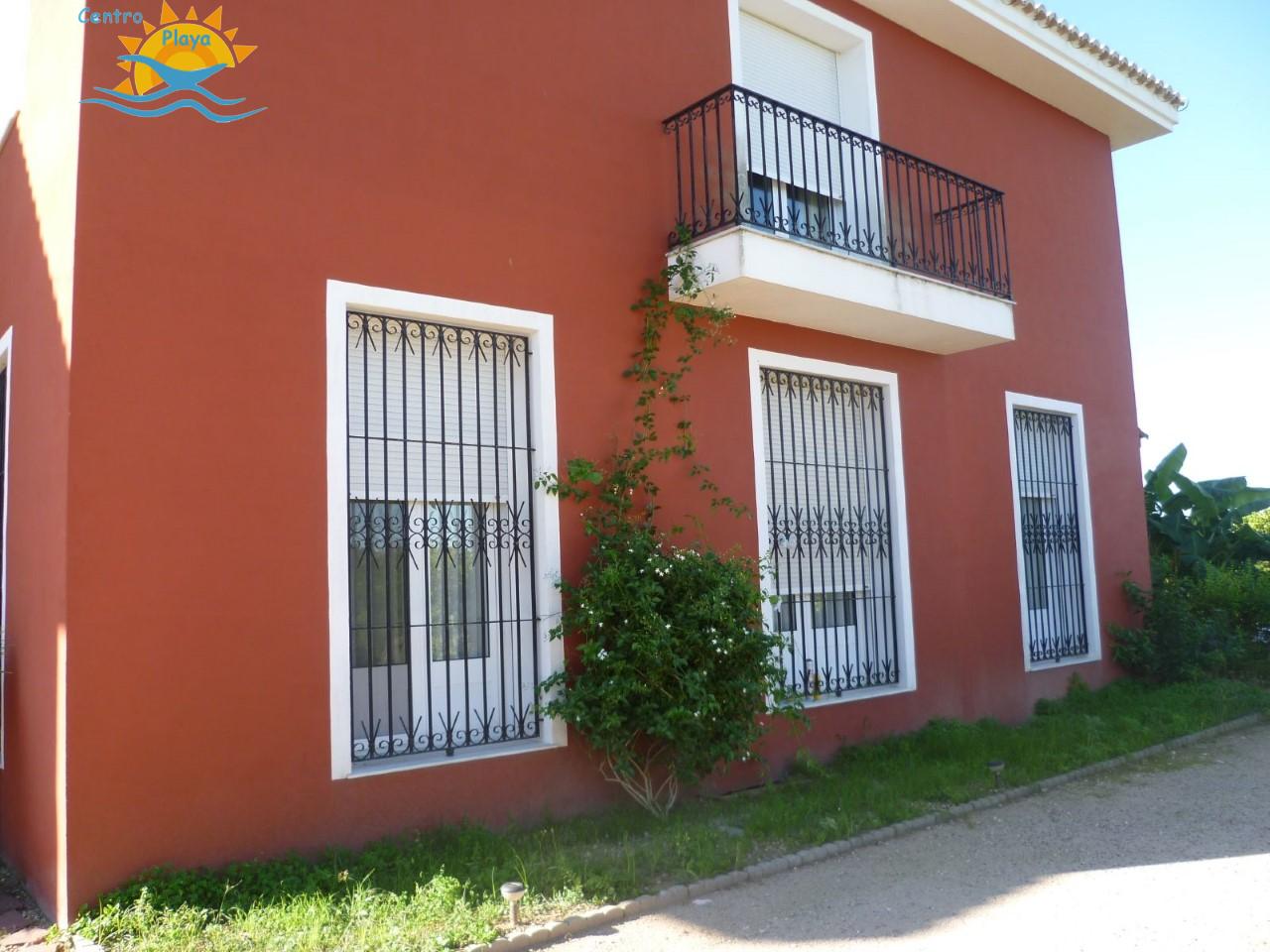 For sale of house in Riola
