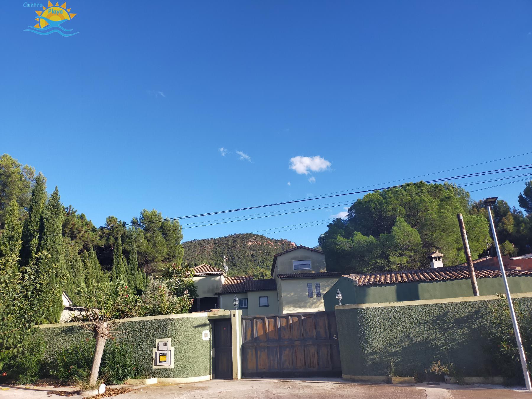 Verkoop van kleine villa in La Pobla Tornesa