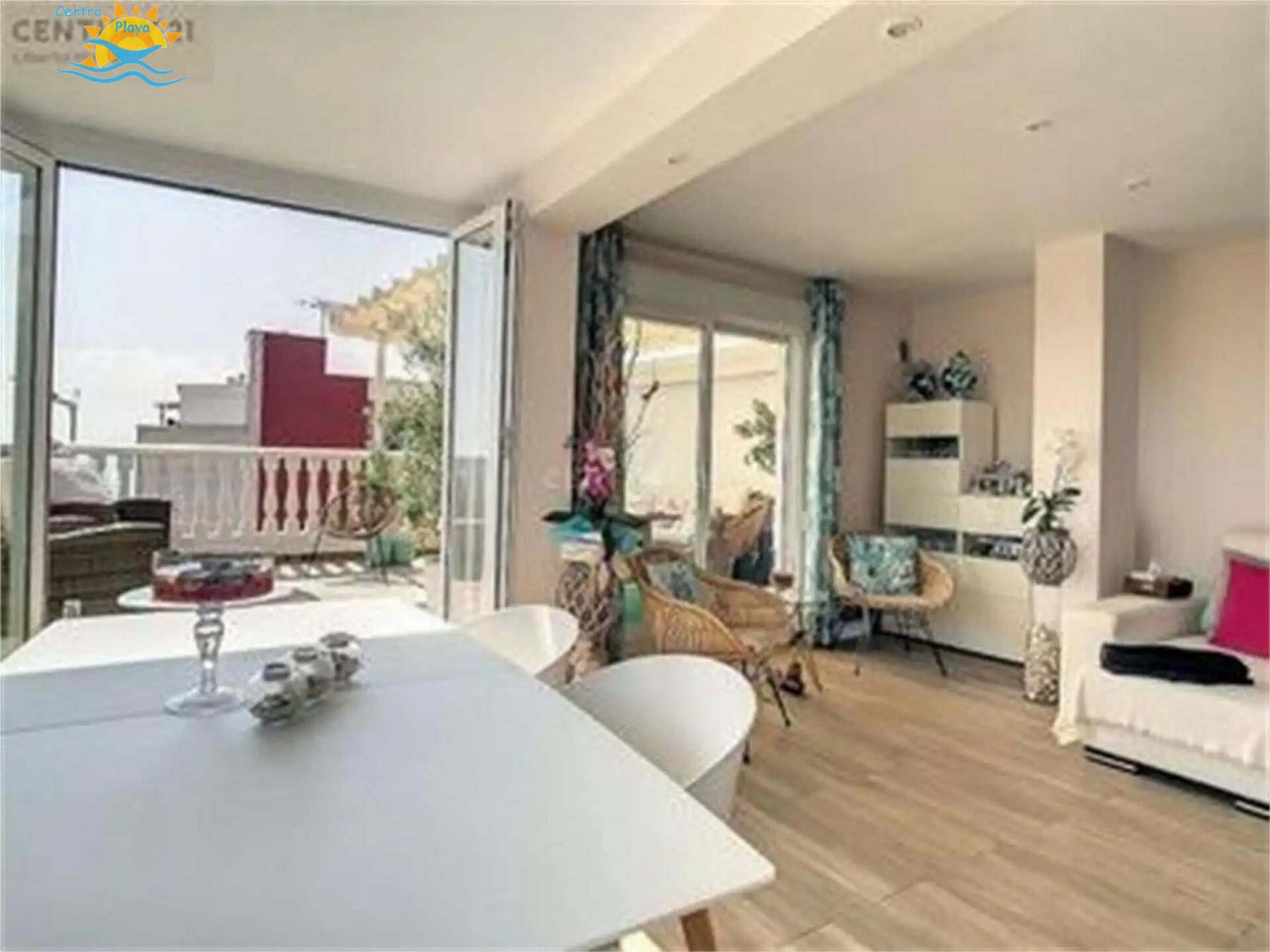 For sale of penthouse in Moncófar