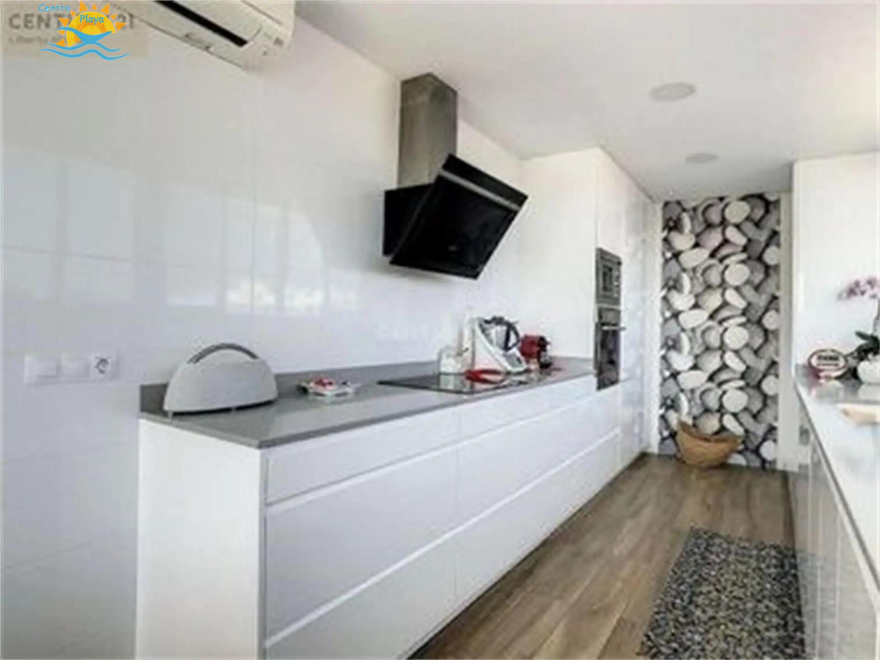 For sale of penthouse in Moncófar