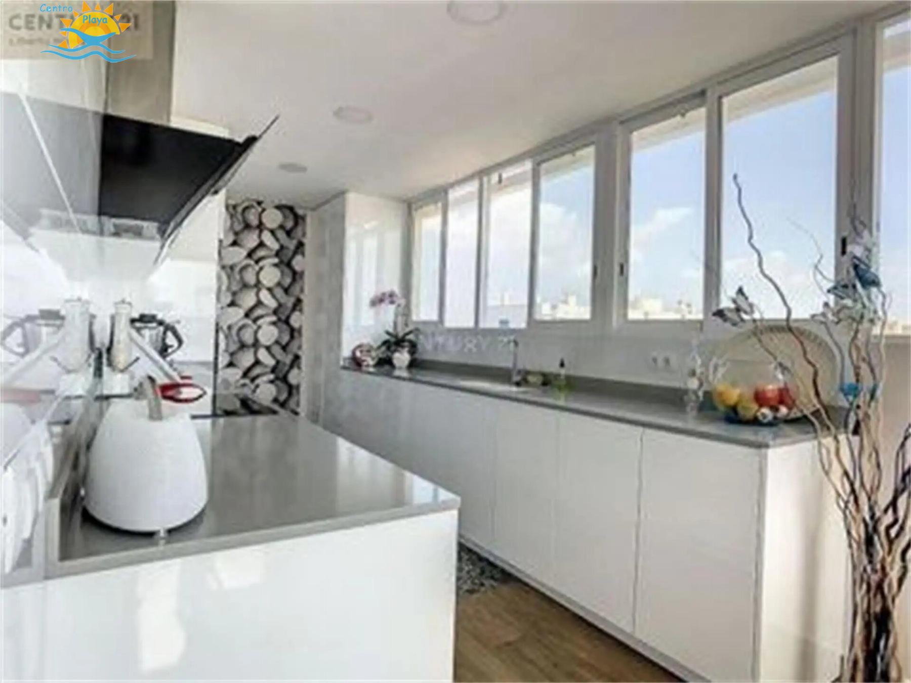 For sale of penthouse in Moncófar