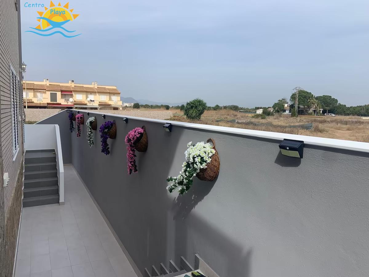 For sale of duplex in Castellón