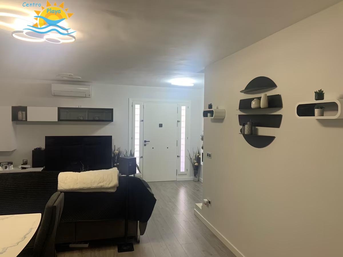 For sale of duplex in Castellón