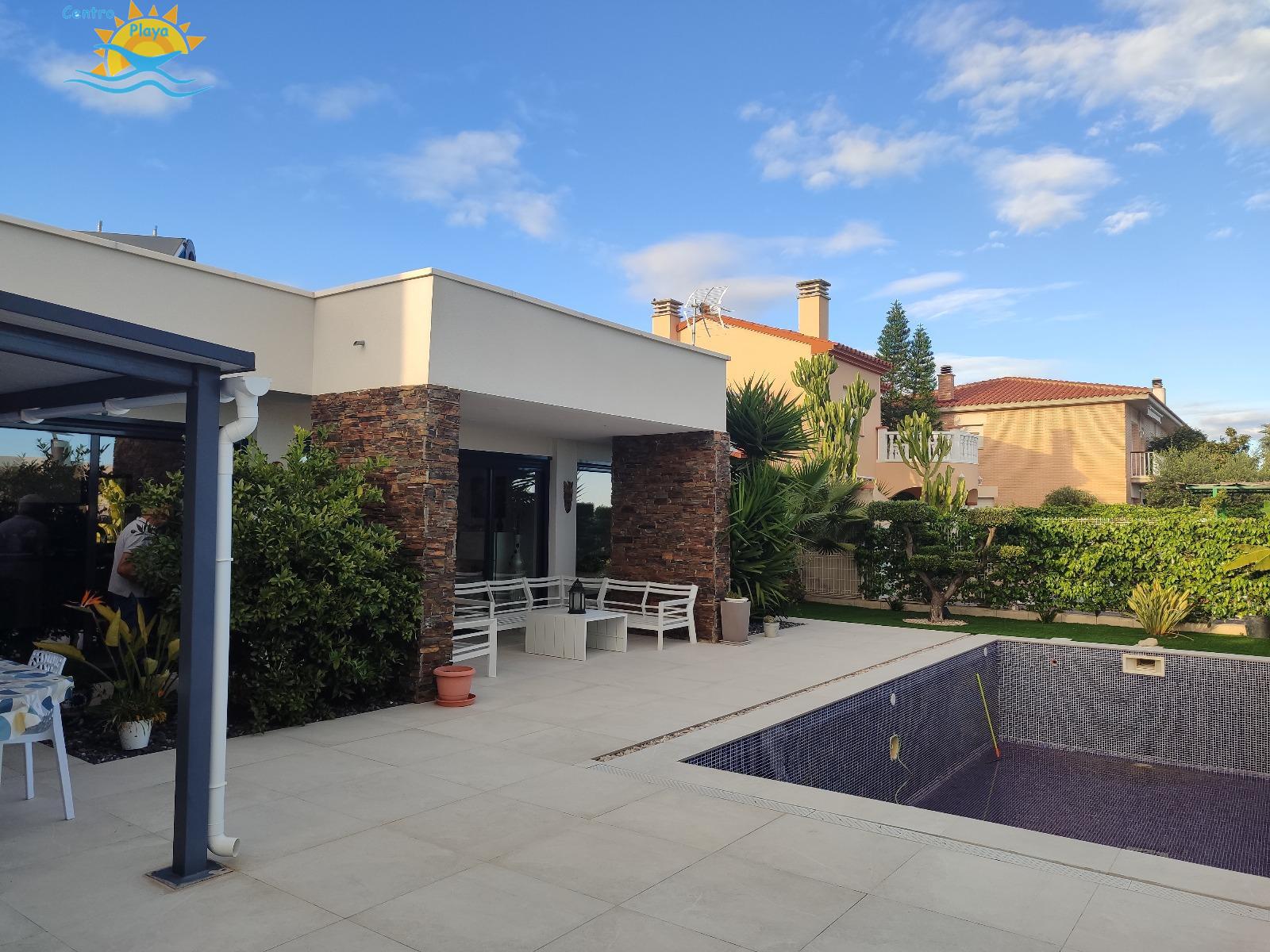 Venta de chalet en Alcanar