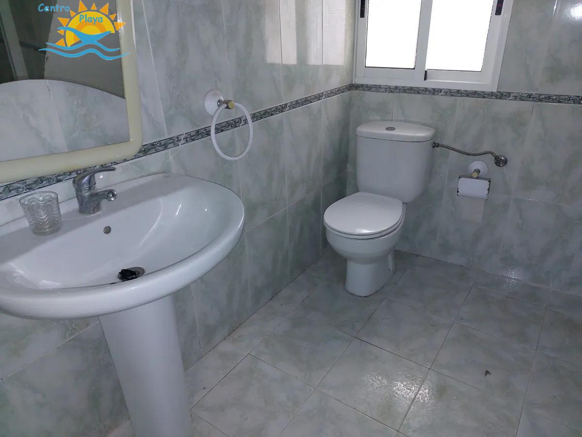 For sale of house in Moncófar