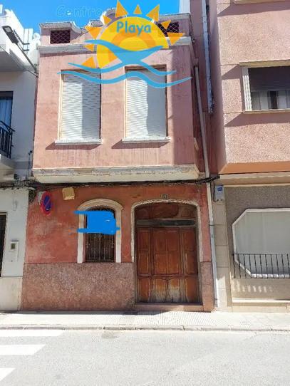 Venta de finca rústica en Moncófar