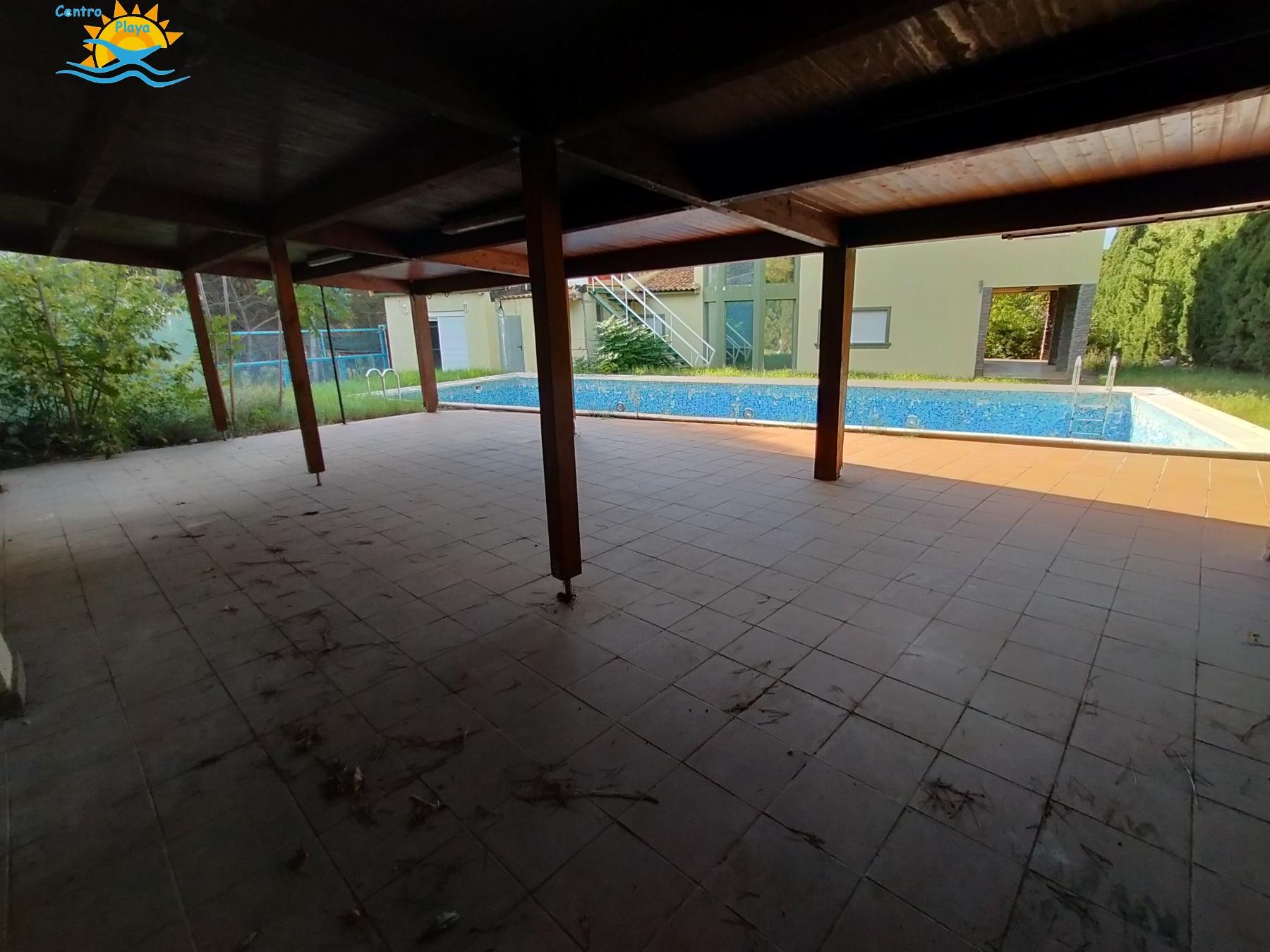 Venta de chalet en La Pobla Tornesa