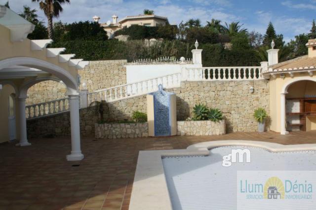 For sale of chalet in Denia