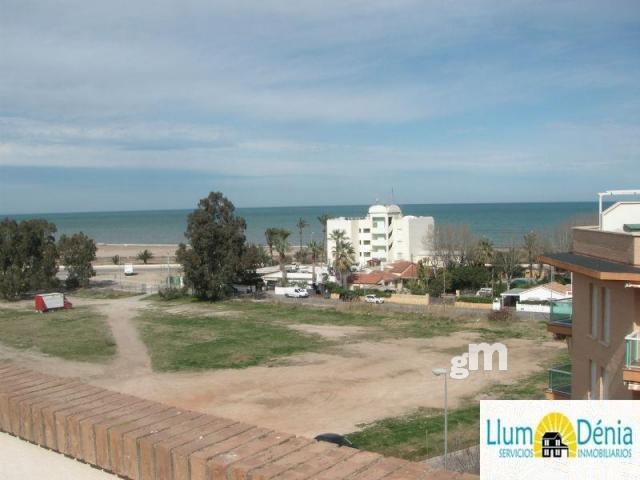 For sale of penthouse in Denia