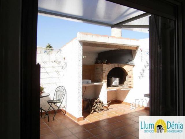 For sale of chalet in Denia