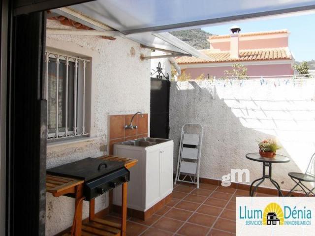 For sale of chalet in Denia