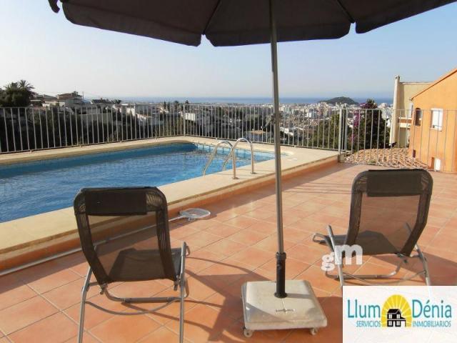 For sale of chalet in Denia