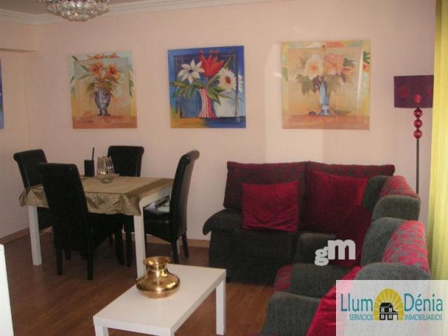 For sale of flat in Denia