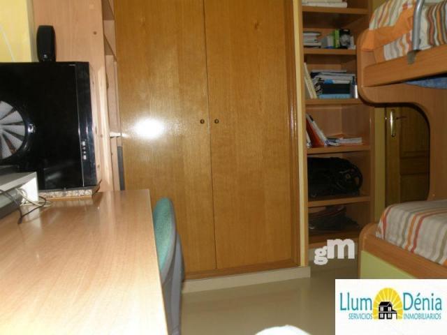 For sale of flat in Denia