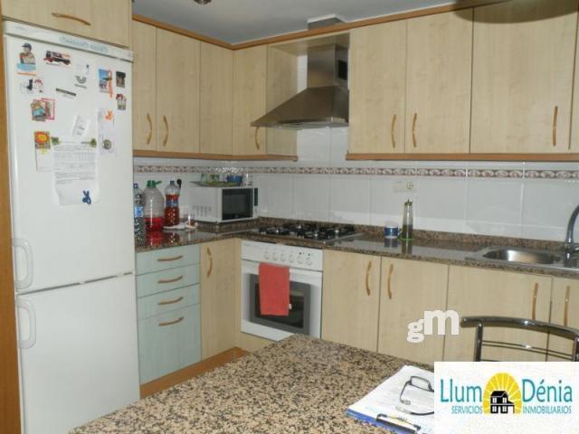 For sale of flat in Denia