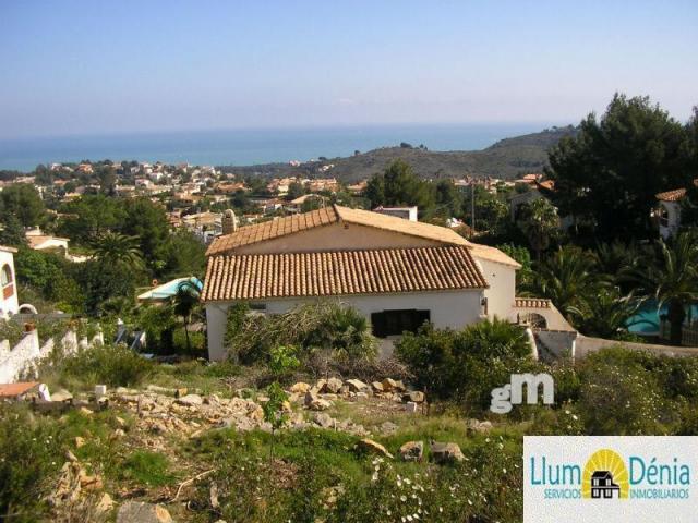 For sale of chalet in Denia