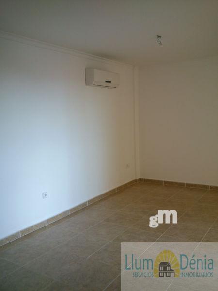 For sale of flat in Denia