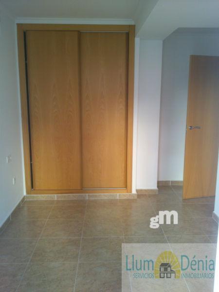 For sale of flat in Denia