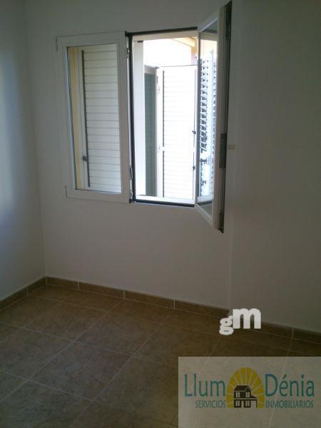 For sale of flat in Denia