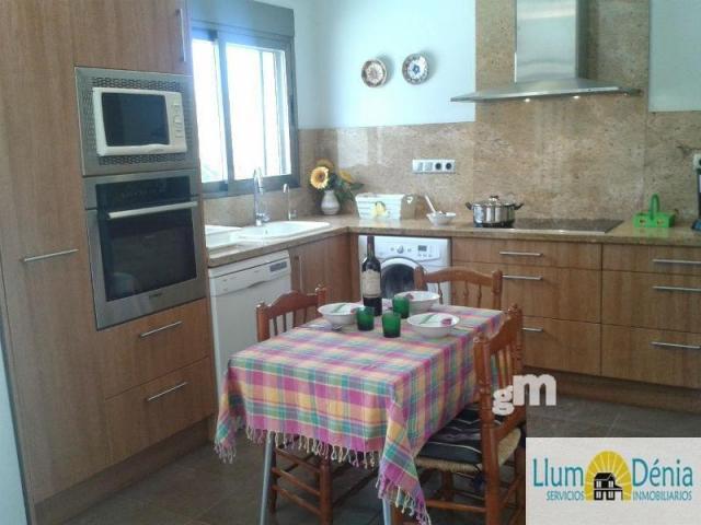 Alquiler de chalet en Denia