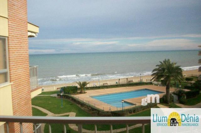 For sale of flat in Denia