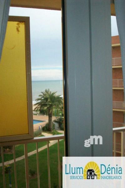 For sale of flat in Denia