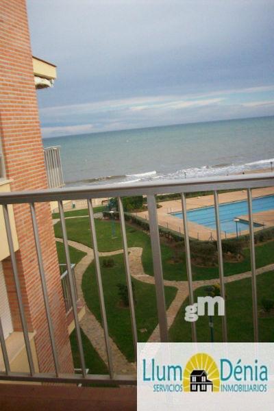 For sale of flat in Denia