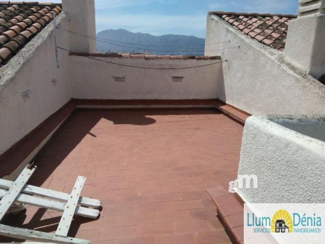 For sale of penthouse in Dénia