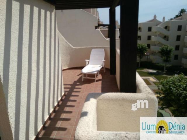 For sale of penthouse in Dénia