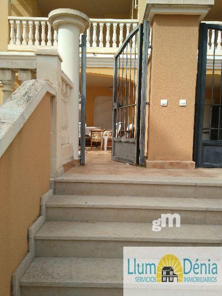 For sale of apartment in Denia