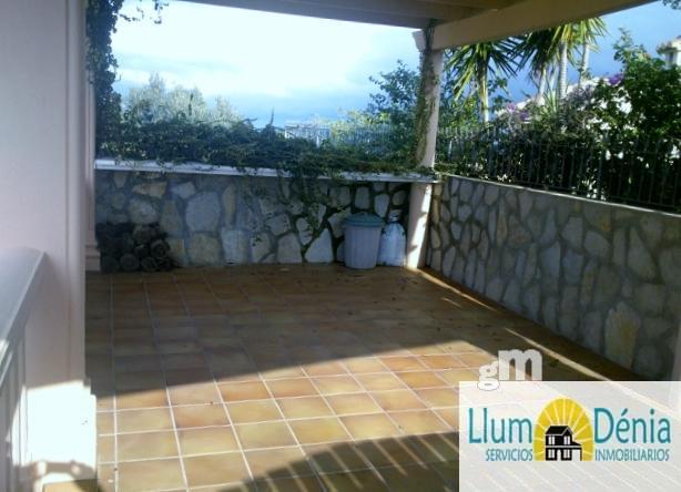 For sale of chalet in Denia