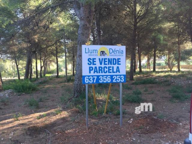 For sale of land in Dénia