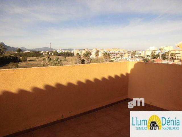 For sale of penthouse in Denia