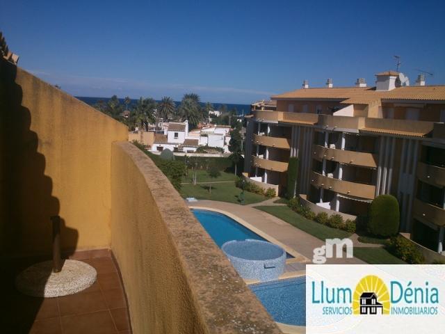 For sale of penthouse in Denia