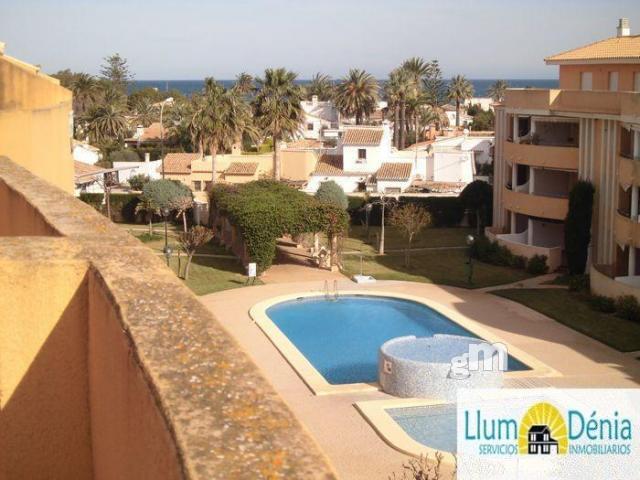 For sale of penthouse in Denia