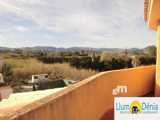 For sale of penthouse in Denia